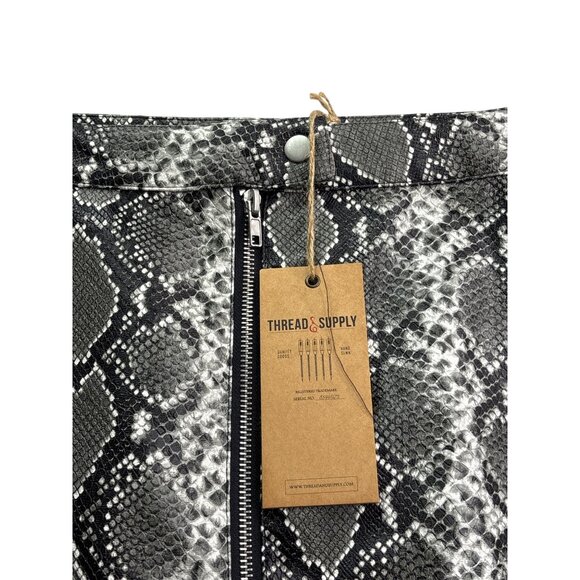 Thread & Supply Snake Print Straight Skirt Knee Length X-Large Black Gray White - Picture 2 of 6
